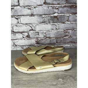 UGG Gold Leather Kamile Cross Strap Comfort Sandals Women Sz 10M US/41EU 1111040